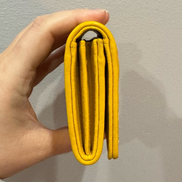 Tory Burch mini wallet bifold yellow leather - Picture 4 of 6